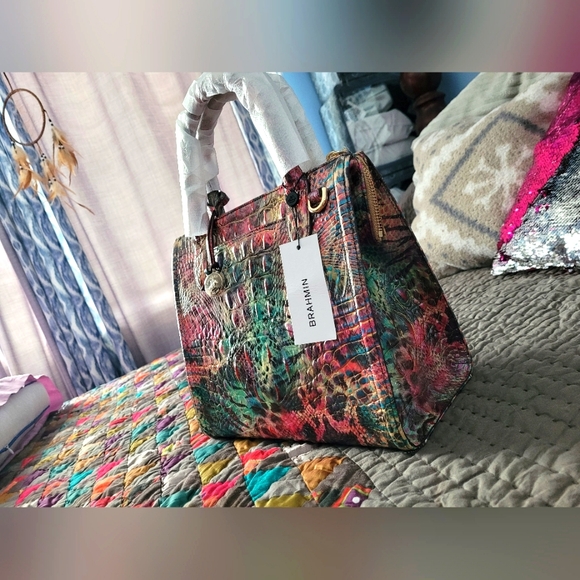 Brahmin Carolina n Shapeshifter NWT HELLO!!! PRICE IS 115 OFF  RETAIL ☆☆☆ - Picture 2 of 16